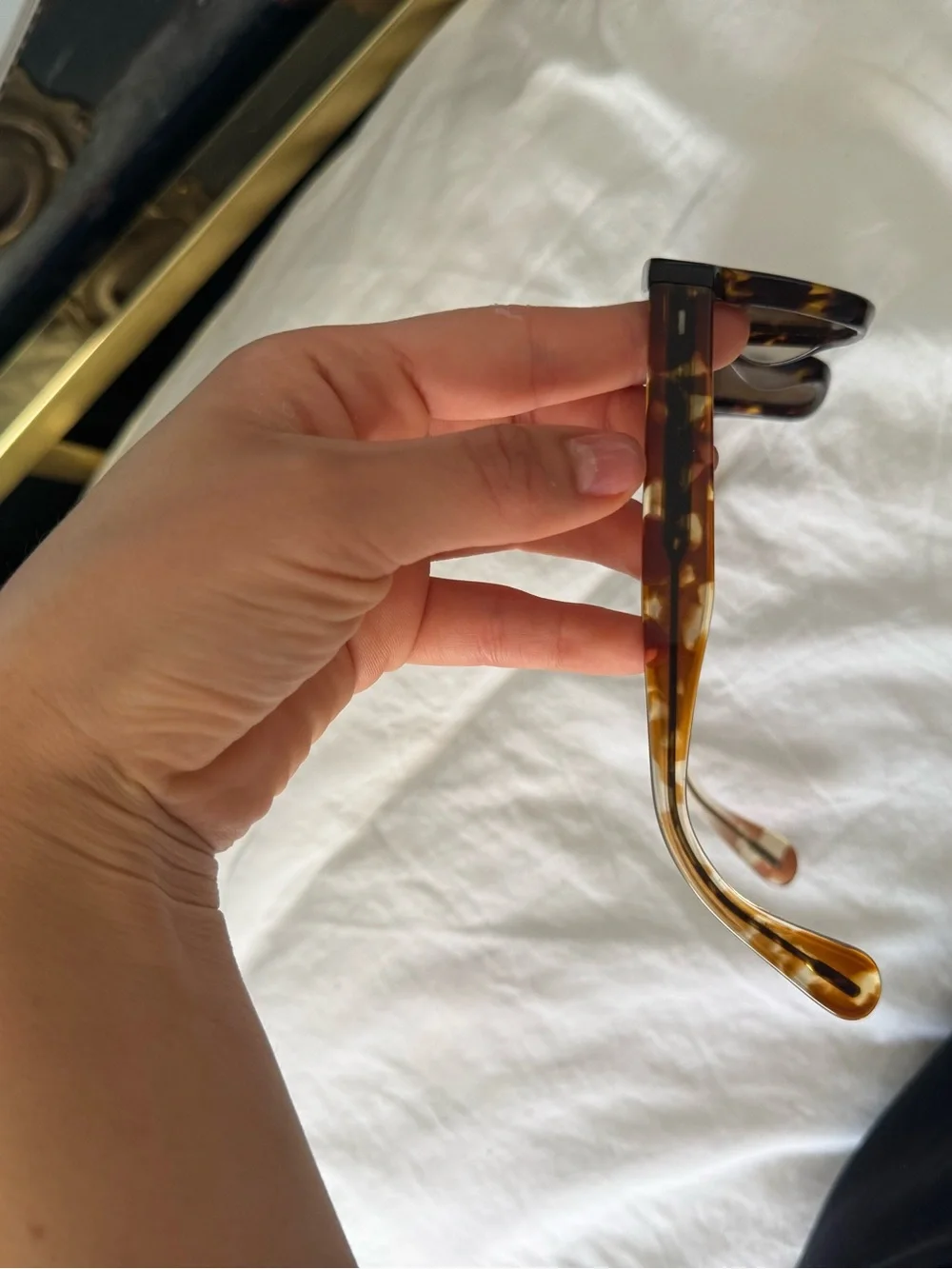 Oliver Peoples Tortoiseshell Sunglasses - Brown Lenses